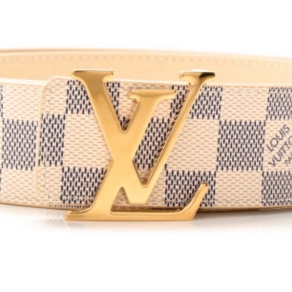 LOUIS VUITTON
Damier Azur LV  Belt 85/34